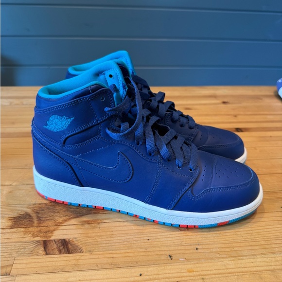 Jordan 1 high - Picture 4 of 6